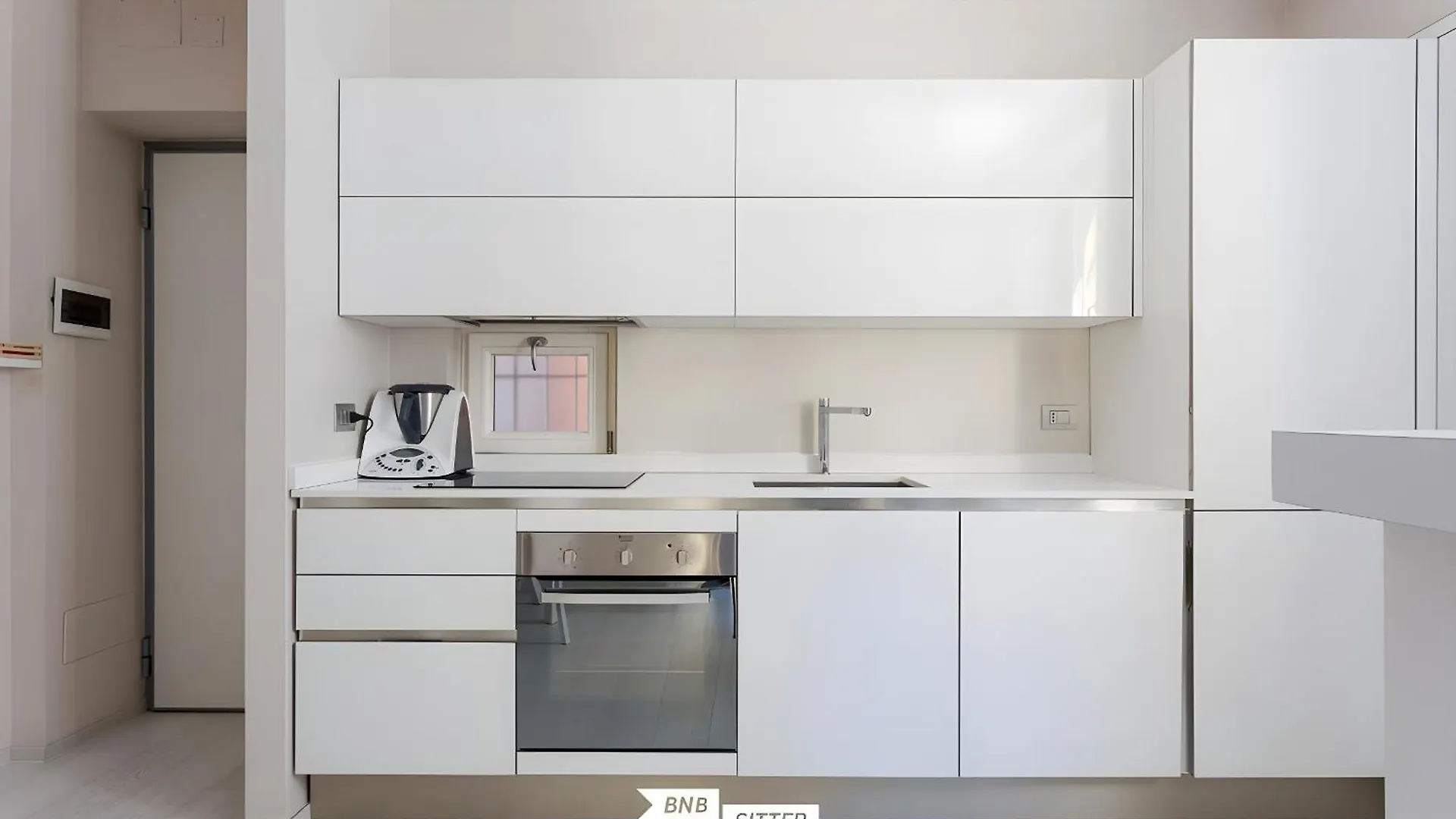 Central And Quiet Apartment - Milan